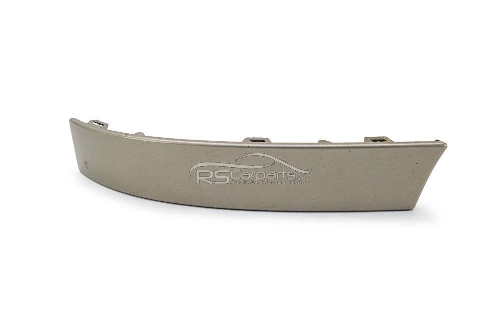 Heckleuchtenblende Blende Rücklicht hinten rechts Audi A4 S4 B5 / 8D0945102 