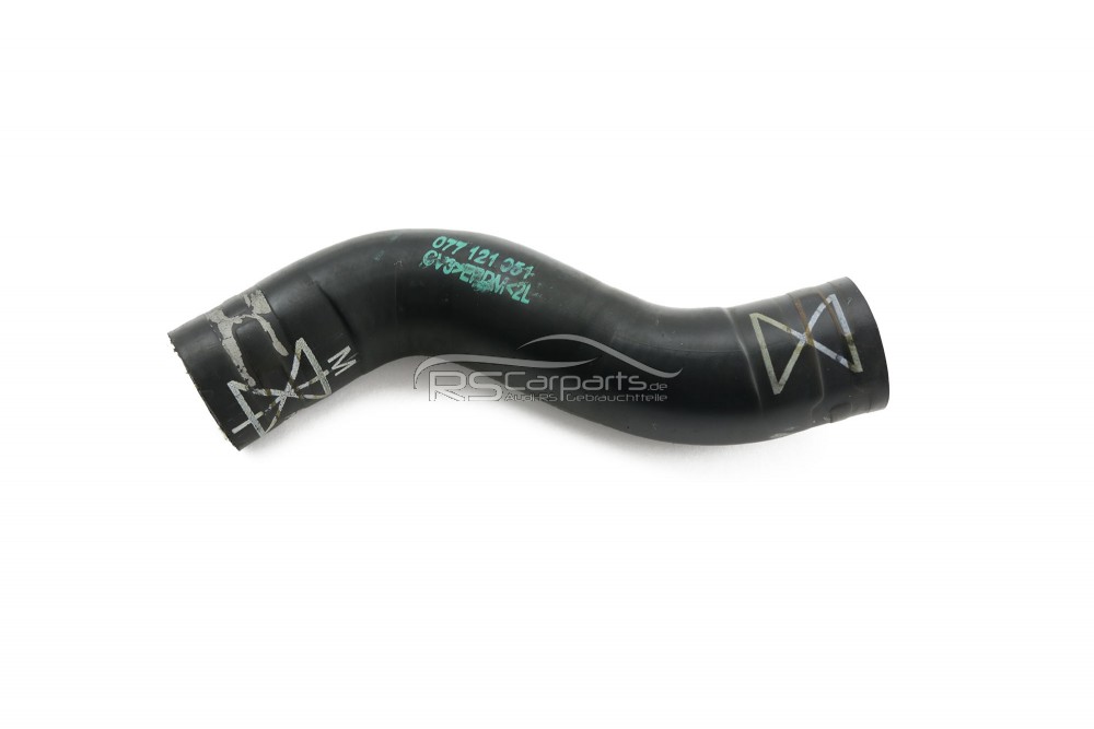 Kühlmittelschlauch Kühlerschlauch Audi RS6 4B / 077121051