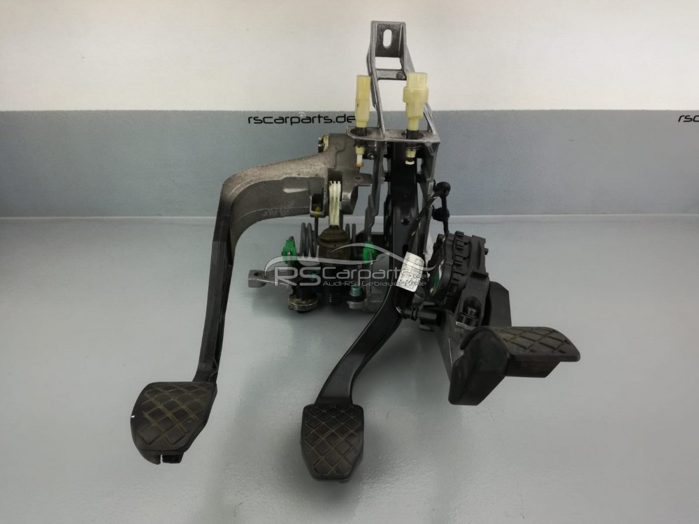 Pedalerie / E Gas / Pedale   Audi A4 / S4 & RS4 B5 8D1721523A  8D1721523H  8D1721523E    