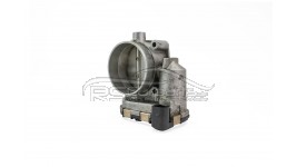 Drosselklappe Drosselklappenstutzen Audi RS4 B5 A6 4B A8 D2 / 077133062