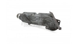 Thermostatgehäuse Thermostatdeckel Audi A6 S6 RS6 A8 S8 / 077121121C  