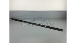 Alu Matt Leiste vorn rechts / Fensterschachtabdeckung Audi RS6 C5 / 4B0853284J
